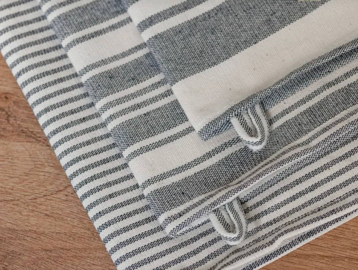 Кухонные салфетки и полотенца